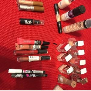 Assorted Makeup Bundle